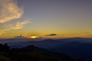 Gün batımı Doi Chang Mub, Mae Fa Luang, Chiang Rai, Tayland