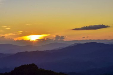 Gün batımı Doi Chang Mub, Mae Fa Luang, Chiang Rai, Tayland