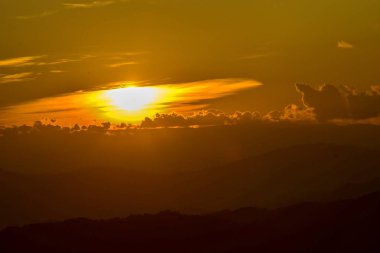 Gün batımı Doi Chang Mub, Mae Fa Luang, Chiang Rai, Tayland