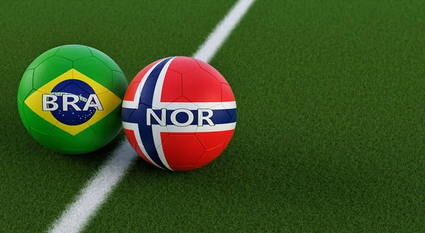 Norvégia Brazília Labdarúgó Mérkőzés Futball Labdák Norvégiából Brazíliából Nemzeti Színekben — Stock Fotó