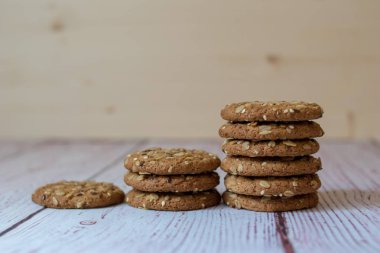 yulafezmesi kurabiye masada yatıyordu