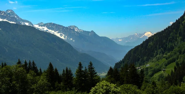 Velký Pohled Hory Údolí — Stock fotografie