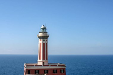 Capri fenerine muhteşem manzara