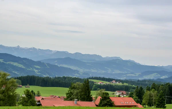 Vista da lontano sulle Alpi della Germania — Foto Stock