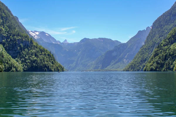 Koenigssee Almanya üzerinden büyük görünüm
