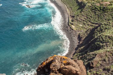 Tenerife sahil üzerinde bay
