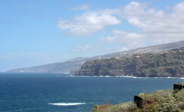 Tenerife sahilden uzak görünümde