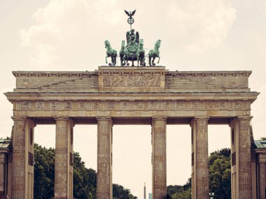 Berlin'in simgesi Brandenburg Kapısı