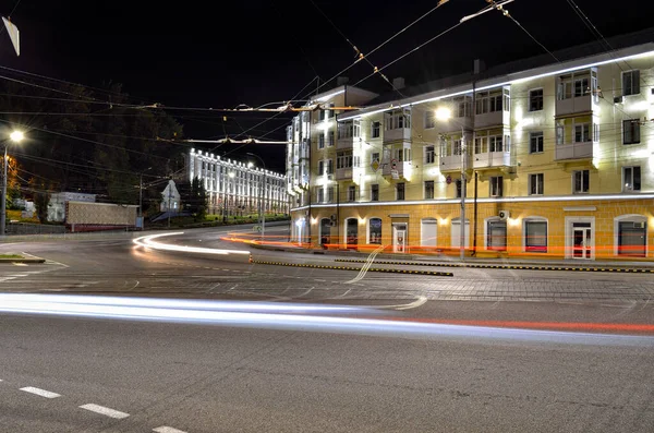 Edifícios Ruas Cidade Noturna Iluminação Noturna — Fotografia de Stock