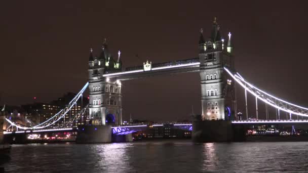 Puente de la Torre por la noche — Vídeos de Stock