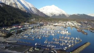 Seward Alaska tekne limanları kış manzaraları