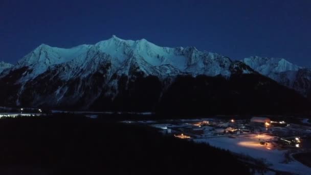 Seward Alaska Çevresindeki Bir Soğuk Kış Akşamında — Stok video