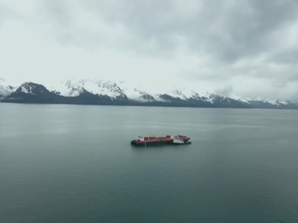 Remorqueurs Péniches Sur Baie Résurrection Alaska Par Jour Hiver Pluvieux — Video