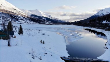 Güneşli bir gün sahne Alaska 
