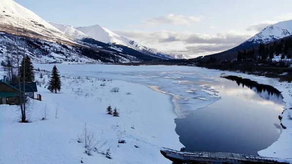 Güneşli bir gün sahne Alaska 