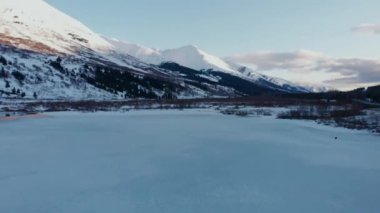 Alaska çarpıcı bahar manzaraları 