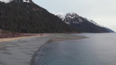 Alaska akşam plaj manzaraları 