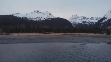 Alaska akşam plaj manzaraları 