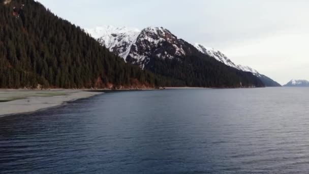 Vackra Solnedgångar Och Utsikt Över Stranden Från Alaska — Stockvideo