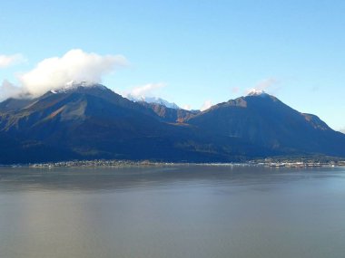 Seward Alaska 'dan yaz saati görünümleri 