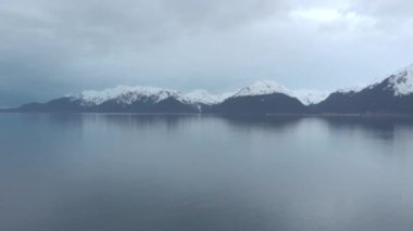 Seward Alaska yakınında güzel bahar manzarası 