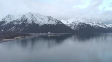 Seward Alaska yakınında güzel bahar manzarası 