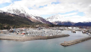 Seward Alaska küçük tekne limanı 