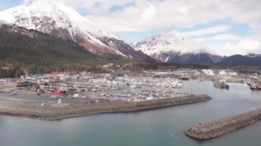 Seward Alaska liman ve rıhtım meşgul liman