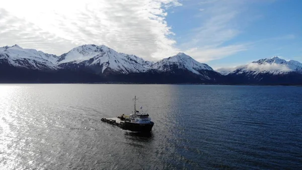 Alaska Suda Çalışan Tekneler — Stok fotoğraf
