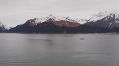Seward Alaska'da Diriliş körfezi 