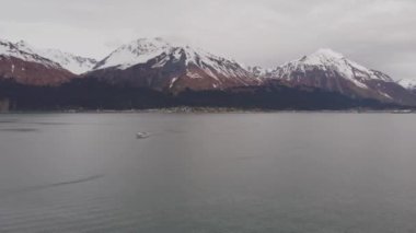 Seward Alaska'da Diriliş körfezi 