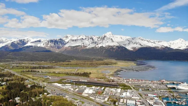 Falésias Montanhas Topo Perto Seward Alaska — Fotografia de Stock