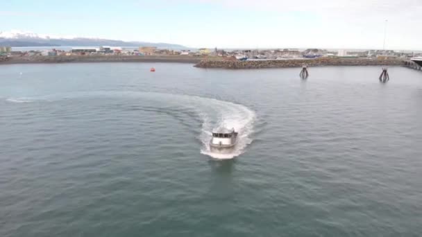 New Built Commercial Fishing Boat Doing Sea Trials Homer Alaska — Stock Video