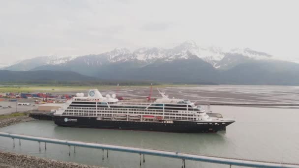 Kreuzfahrtschiffsaison Alaska — Stockvideo