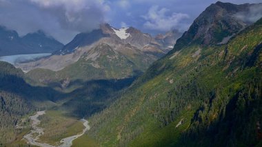 Seward, Alaska ve çevresinin doğal manzarası