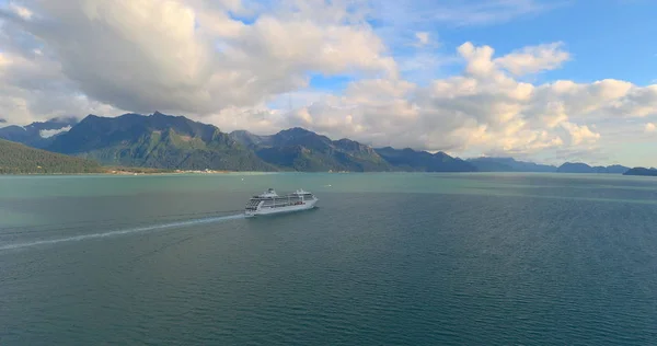 Herbst Kreuzfahrtschiffe Seward Alaska — Stockfoto