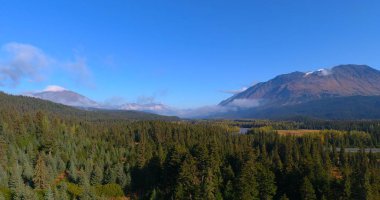 Chugach dağları ve Seward, Alaska inanılmaz sonbahar manzarası