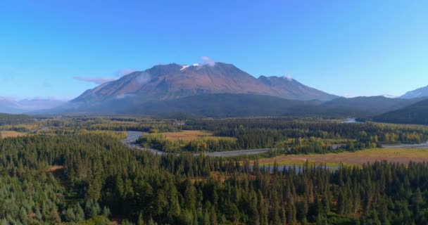 Εκπληκτική Θέα Στην Πτώση Από Όρη Chugach Και Σούαρντ Αλάσκα — Αρχείο Βίντεο