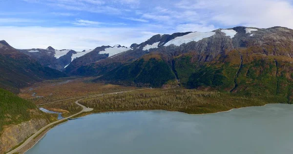 Alaska'da buzul manzarası 