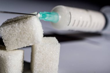 şeker ile bir şırınga