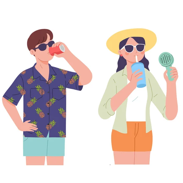 时尚情侣们在夏日的海滩边喝着冰果汁和冷饮 — 图库矢量图片