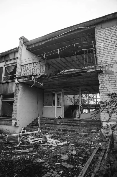 Πόλεμος Στην Ουκρανία Shyrokyne Οικισμός Περιφέρεια Ντόνετσκ Σεπτεμβρίου 2018 Κτίρια — Φωτογραφία Αρχείου