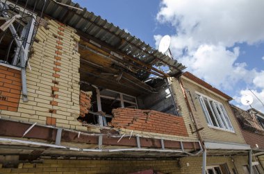 Ukrayna savaşta. Yerleşim Shyrokyne, Donetsk region. Eylül 2018. 2014-2018 yılında Rus işgalciler askeri eylemleri sonucu tahrip binalar.