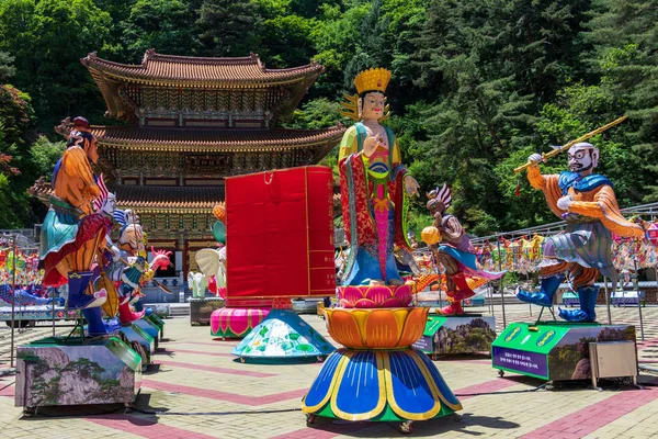 Anniversaire De Bouddha Images Libres De Droit Photos De Anniversaire De Bouddha Depositphotos