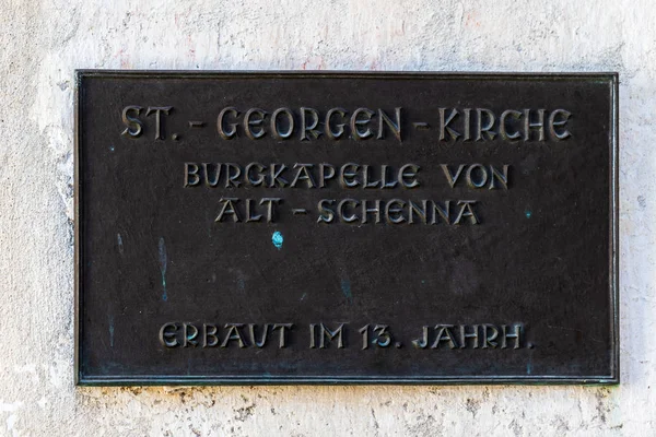 Church giriş Işareti, Schnena 'da Sankt Georgen Kirche. Scena, Güney Tyrol, Italya. Avrupa.