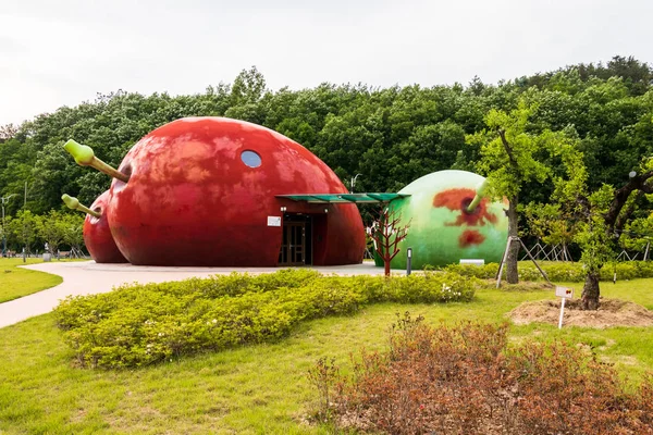 Jujube Bahçesi Sergi Merkezi, Eoseulleong. Iiheung-myeon. Gunwi, Gyeongsangbuk, Güney Kore, Asya