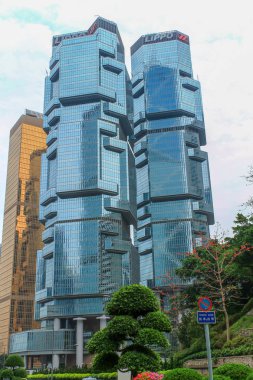 Hongkong 'daki Lippo Merkez Kuleleri' nin detaylı görüntüsü. Hong Kong Adası, Çin 'de uzun bir gökdelen. Asya