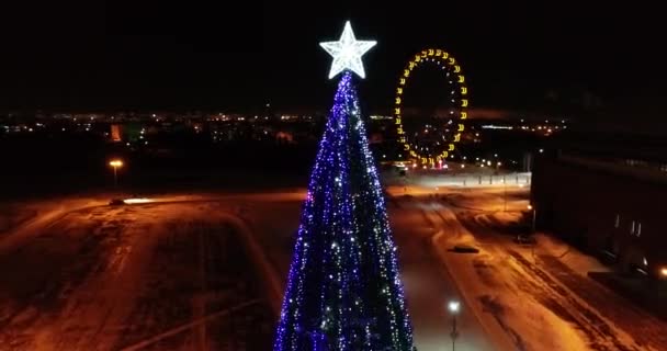 Pariserhjul Och Huvudsemester Trädet Nyårshelgen Yaroslavl — Stockvideo