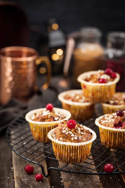 Homemade Healthy Oatmeal Banana Cranberry Muffins — Stock Photo, Image