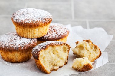 Lezzetli ev yapımı peynir kek 